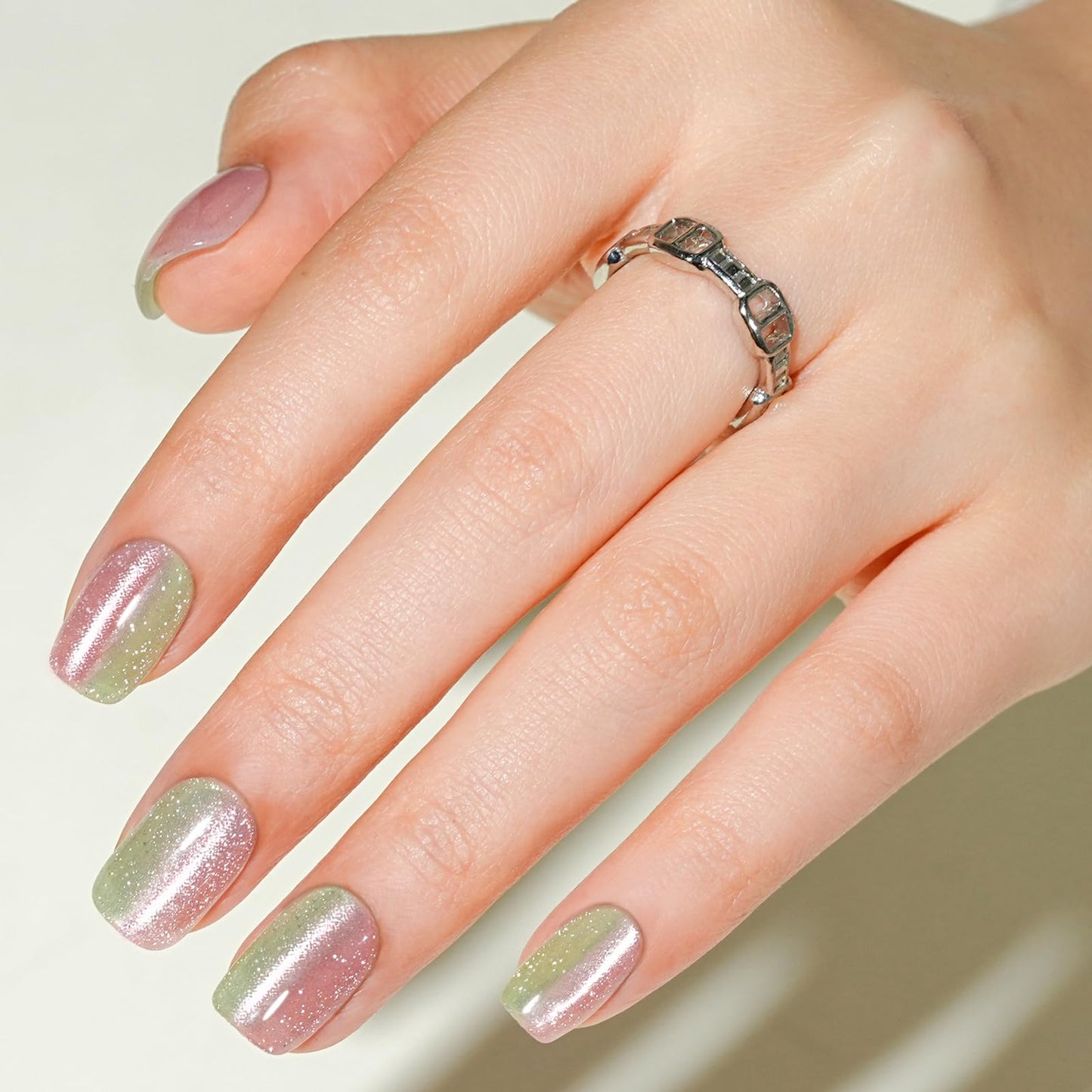 Press on Nails Short, Jofay Fashion Fake Nails, Two-color Ombre Cat Eye Press on Nails, Summer Acrylic False Nails, Reusable Stick on Nails for Women Girls, Glue on Nails Kit 32 Pcs, Honey Peach