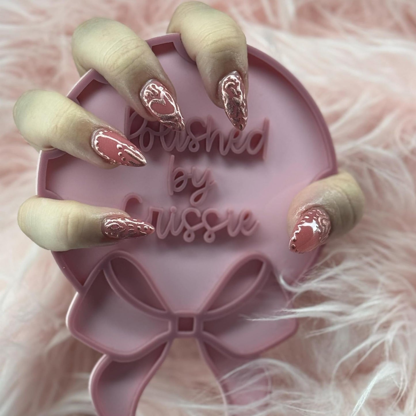 Jasilon Custom Nail Photo Props, Acrylic Nail Picture Props Personalized Logo Nail Tech Decor Plate Nailfie Disk with Social Media Salon Nail Display Stand Nail Polish Display Gifts for Nail Artist