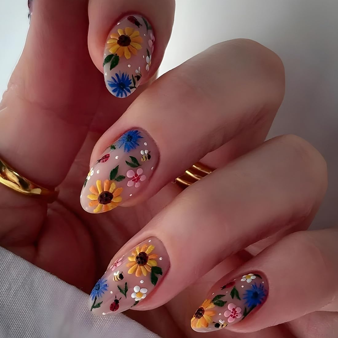 Press on Nails for Women Short Flowers French Almond Nail Tips Acrylic Nail Fake Nails Press 24 Pcs