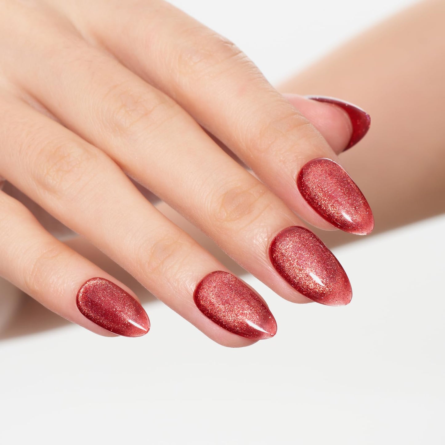 GLAMERMAID Bright Red Magnet Cat Eyes Press on Nails Short Almond, Amber Scarlet Handmade Gel Fake Nail Kit, Ombre Glitter Magnetic Glue on Nail Stiletto, Medium Oval Stick on False Nail Set for Women